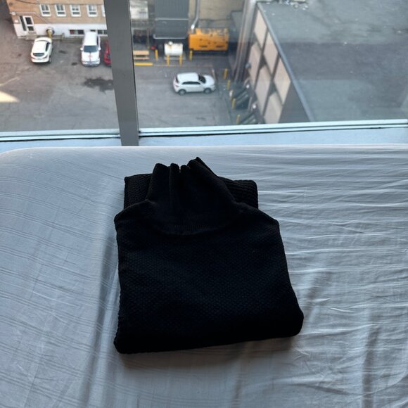 Patrick Assaraf Black Turtleneck Sweater - Picture 3 of 5